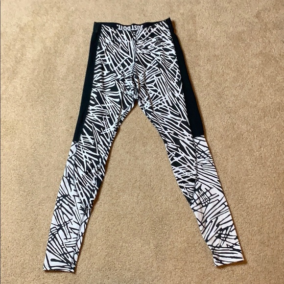 WOMENS NIKE “JUST DO IT” TIGHTS - Picture 1 of 4